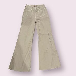 MOTHER Patch Pocket Roller Jeans in Ivory